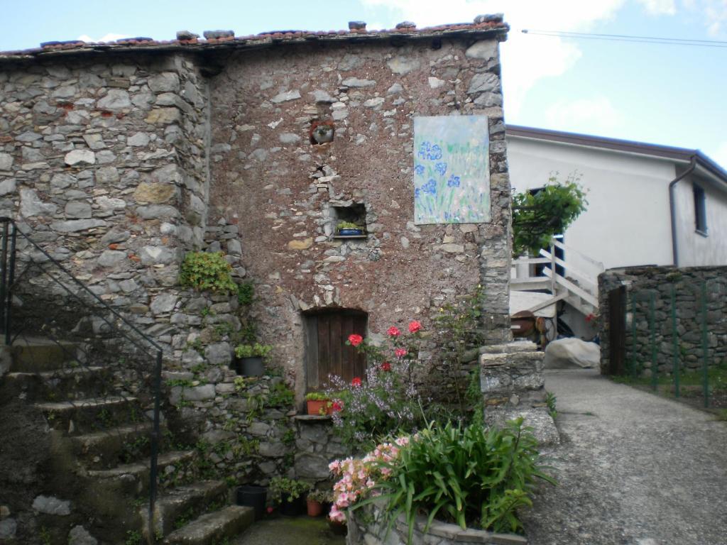 Hotel Paese Corvara Beverino Cameră foto